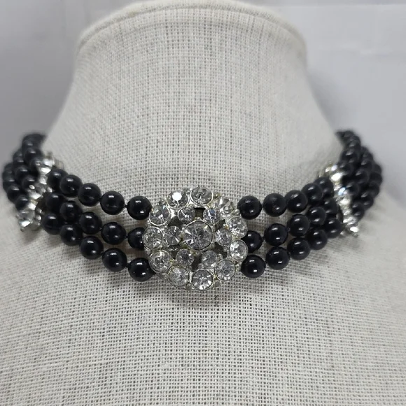 Vintage America Black and Silver Necklace - Picture 7 of 7
